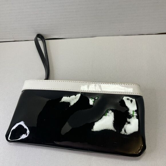 PANDORA‎ Embossed Patent Black & White Clutch Wallet Wristlet Cosmetic Zip Purse - Picture 3 of 7